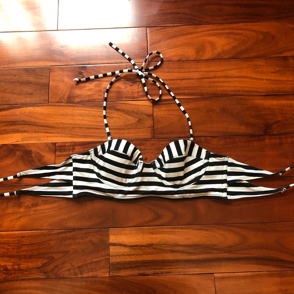 Abercrombie and Fitch Black and White Swim Top